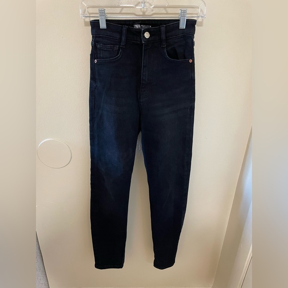 Zara Denim - ✨Women’s Warm Black Skinny Jeans Size 0